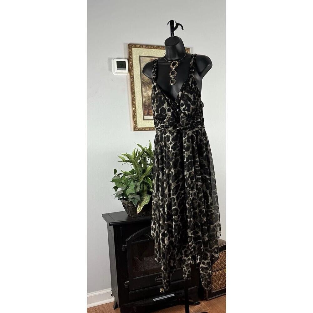 Olivia Matthews Womens Dress Size 18W Black Animal print Asymmetrical Sleeveless